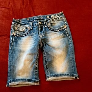 Miss Me Bermuda shorts